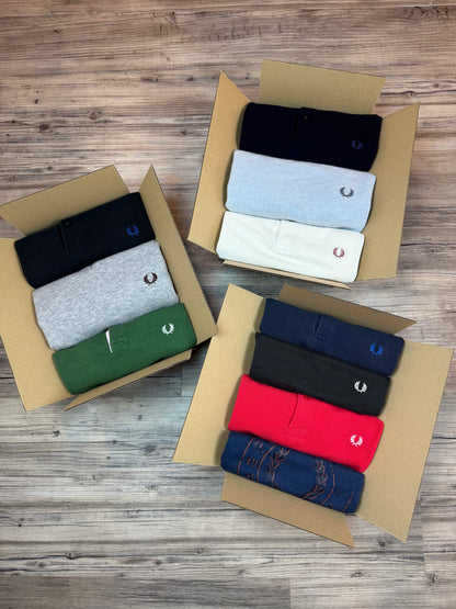 Mystery Box M: 3–4x Fred Perry Artikel – zB. Strickpullover, Hoodie, Polo & mehr