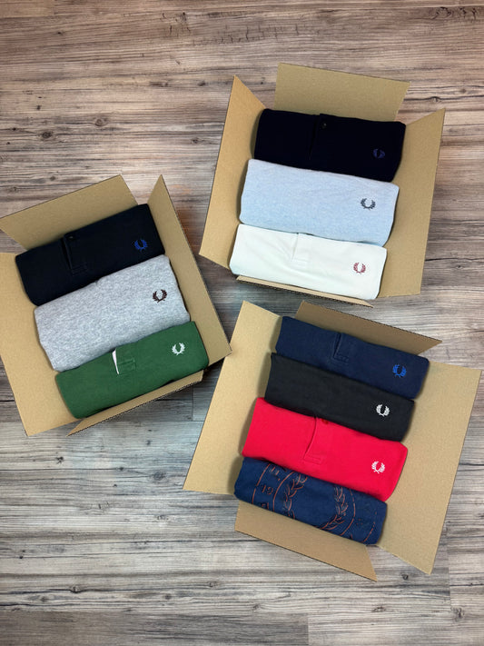 Mystery Box M: 3–4x Fred Perry Artikel – zB. Strickpullover, Hoodie, Polo & mehr