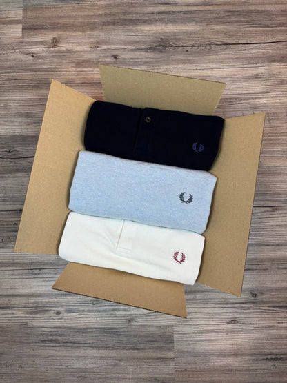 Mystery Box M: 3–4x Fred Perry Artikel – zB. Strickpullover, Hoodie, Polo & mehr
