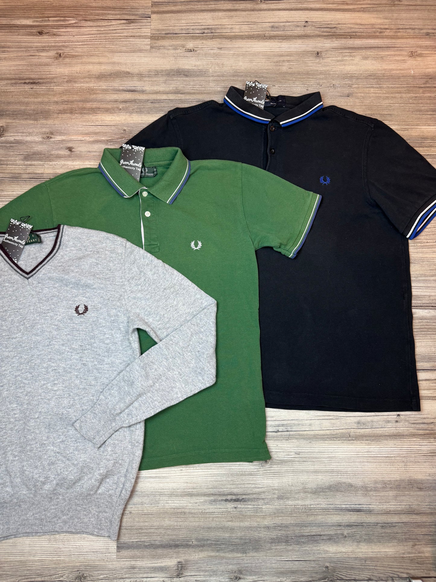Mystery Box M: 3–4x Fred Perry Artikel – zB. Strickpullover, Hoodie, Polo & mehr