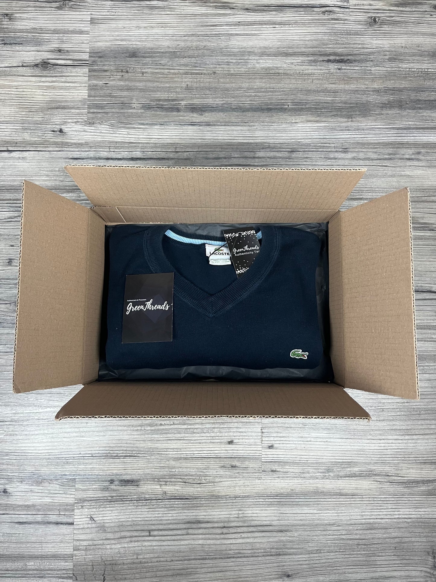 1x Lacoste knitted sweater or pullover – Mystery Box