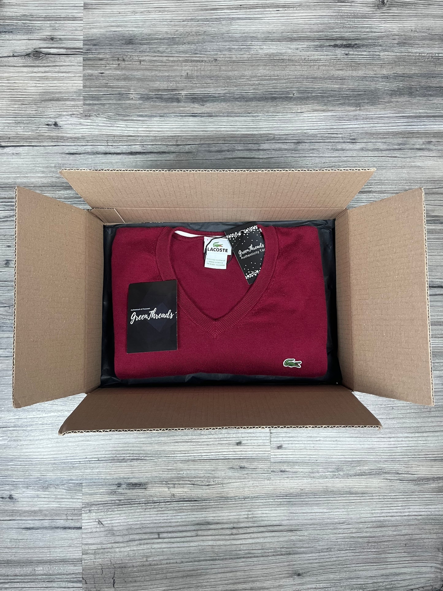 1x Lacoste knitted sweater or pullover – Mystery Box