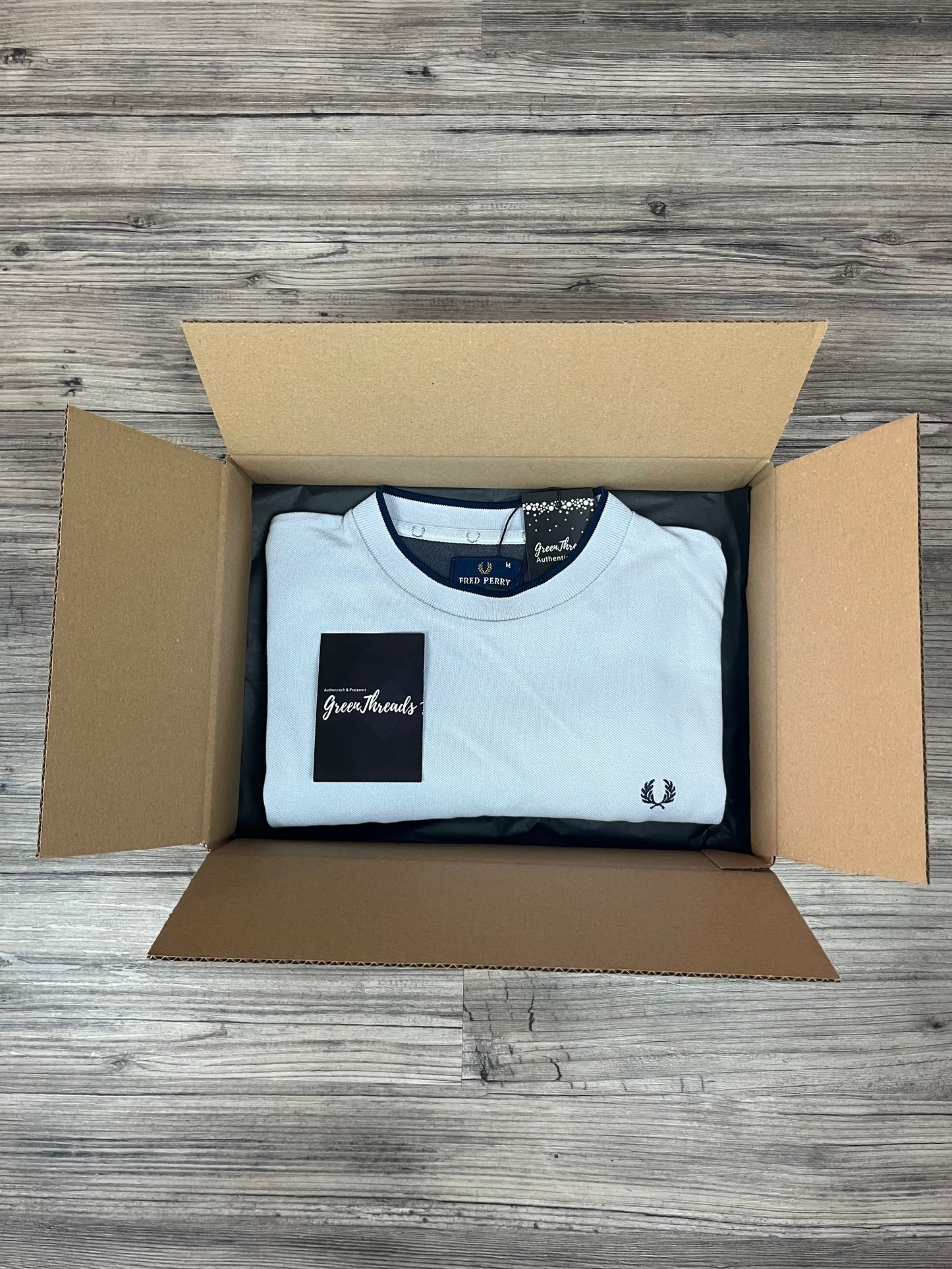 1x Fred Perry T-Shirt – Mystery Box