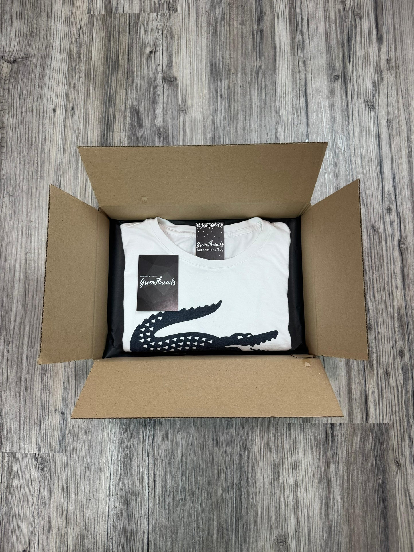 1x Lacoste T-Shirt – Mystery Box