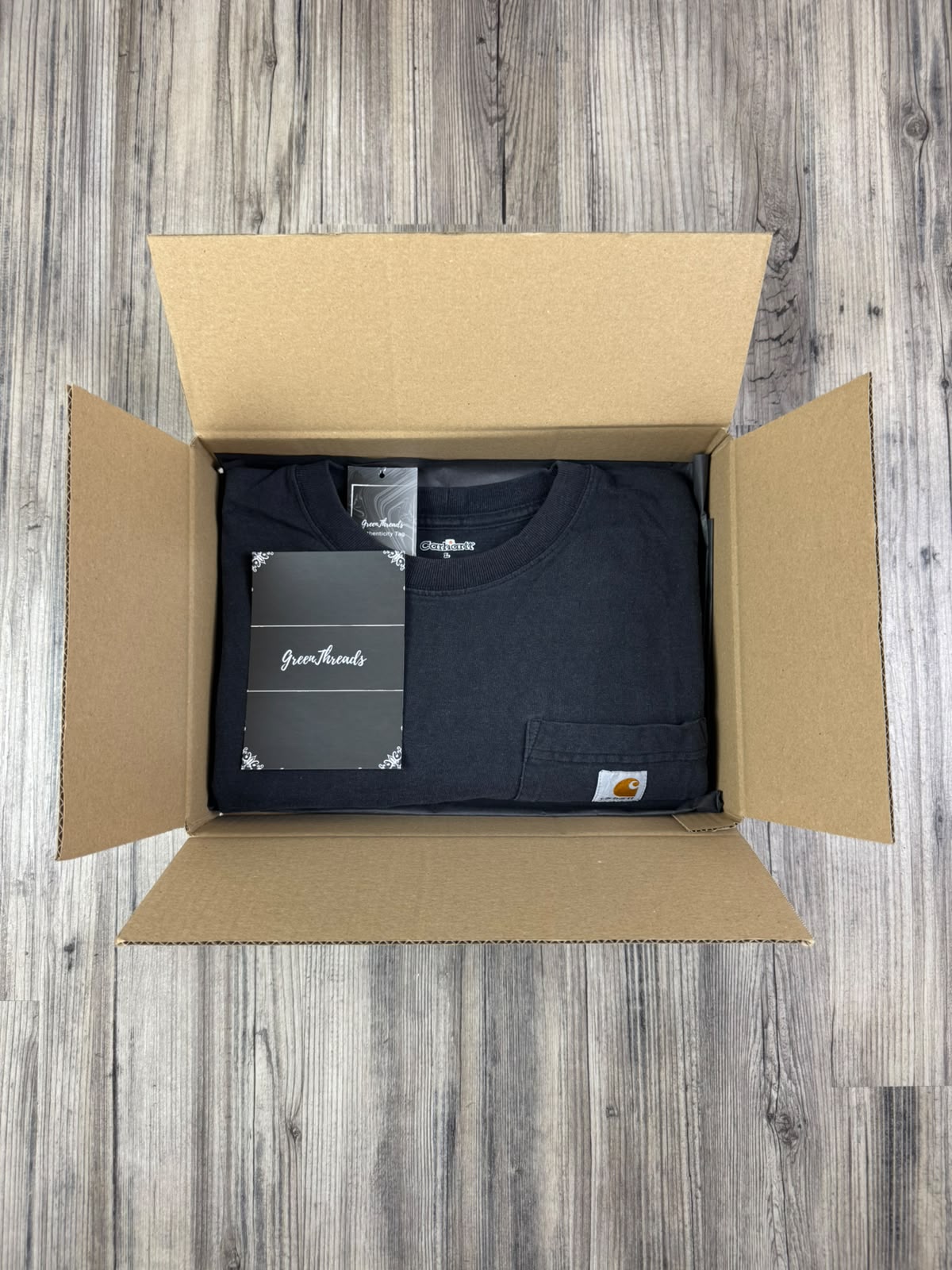 1x Carhartt T-Shirt - Mystery Box